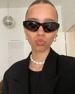 Lisa Und Lena OnlyFans Leaked Free Thumbnail Picture - #oHux2jvWZm