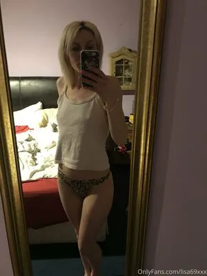 Lisa69xxx OnlyFans Leaked Free Thumbnail Picture - #hfUggNt3NW