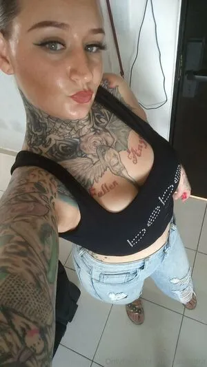 Lisacasandra OnlyFans Leaked Free Thumbnail Picture - #cFAdogNzw4