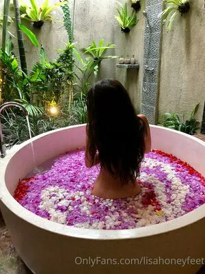 Lisahoneyfeet OnlyFans Leaked Free Thumbnail Picture - #AIMziK4R3c