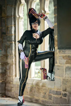 LisaLouWho OnlyFans Leaked Free Thumbnail Picture - #R5Itm1UbUw