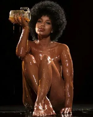 LisaRaye OnlyFans Leaked Free Thumbnail Picture - #amHQD8ovr8