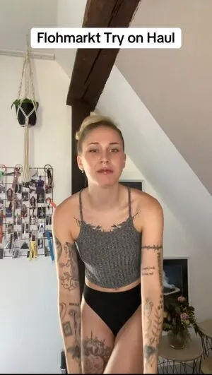 Lisaxptc OnlyFans Leaked Free Thumbnail Picture - #y8vr35Smx5