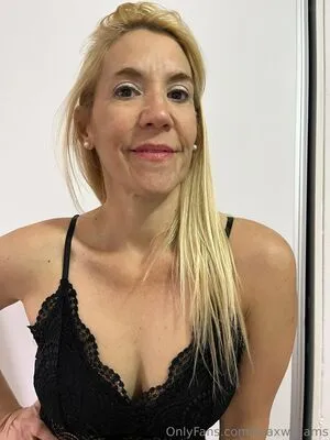 Lisaxwilliams OnlyFans Leaked Free Thumbnail Picture - #HWyBPoxLzw