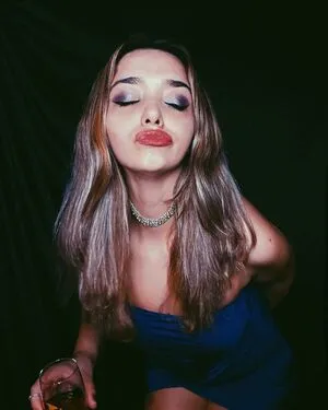 Liseli Eda OnlyFans Leaked Free Thumbnail Picture - #X3Sz0WD3zs