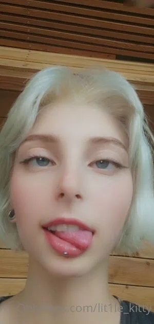 Lit1le Kitty OnlyFans Leaked Free Thumbnail Picture - #7r2BOKgRsO