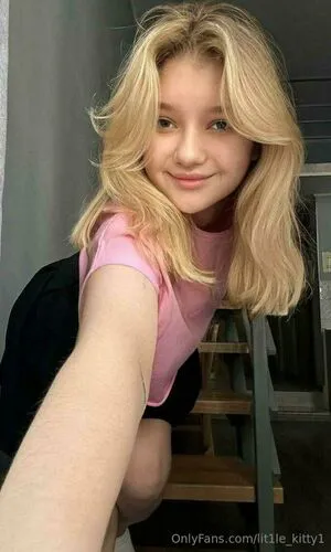 Lit1le Kitty1 OnlyFans Leaked Free Thumbnail Picture - #k5ZIZyTBkT