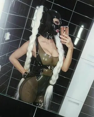 Lita Viara Latex Lita OnlyFans Leaked Free Thumbnail Picture - #8ugXAblUF1