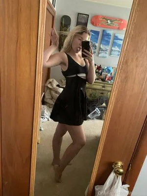 Little Doe OnlyFans Leaked Free Thumbnail Picture - #dsaakVSFSe