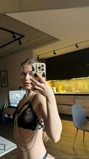 Little Evy OnlyFans Leaked Free Thumbnail Picture - #9dtaN2iDDB