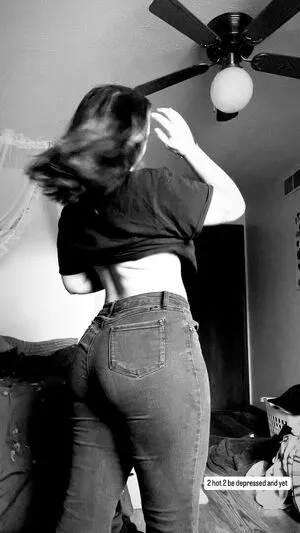 Little Lauraa OnlyFans Leaked Free Thumbnail Picture - #sFOPlKiFNk