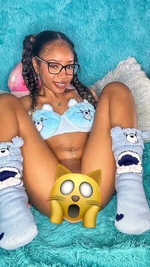 Little Lina OnlyFans Leaked Free Thumbnail Picture - #aZyatwLfWn