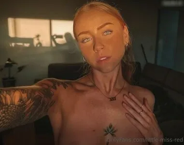 Little Miss Red OnlyFans Leaked Free Thumbnail Picture - #PnkC3a25H7