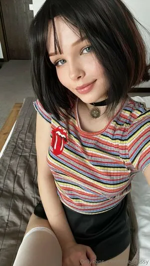 Little Missy OnlyFans Leaked Free Thumbnail Picture - #DoNEoWwytO