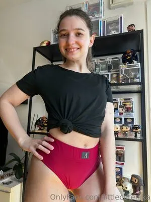 Little Nika Aka Littlecutenika OnlyFans Leaked Free Thumbnail Picture - #8pAMAcVnCC