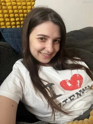 Little Nika Aka Littlecutenika OnlyFans Leaked Free Thumbnail Picture - #L0ulREi5uh