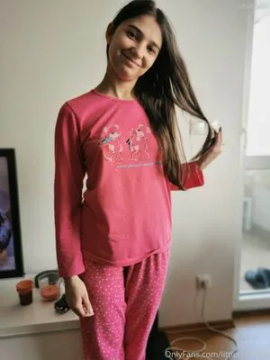 Little Nika Aka Littlecutenika OnlyFans Leaked Free Thumbnail Picture - #Tf47DOosCp