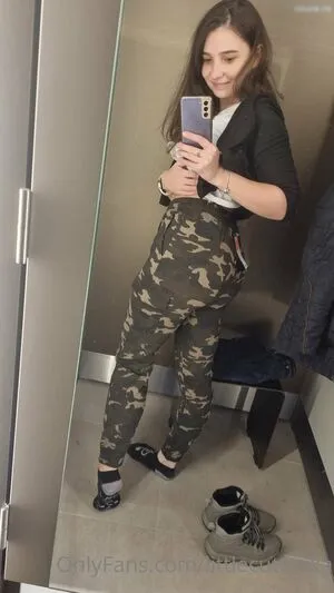 Little Nika Aka Littlecutenika OnlyFans Leaked Free Thumbnail Picture - #a57U0hgSB7