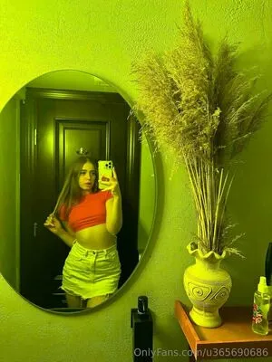 Little Nymph100 OnlyFans Leaked Free Thumbnail Picture - #DAvP3nmn0j