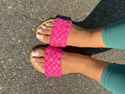 Little Pinay OnlyFans Leaked Free Thumbnail Picture - #4QqFuCbc85