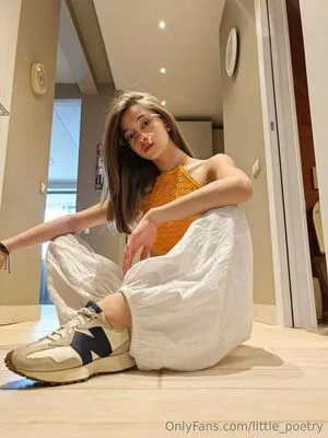 Little Poetry OnlyFans Leaked Free Thumbnail Picture - #62Gro8Px5A