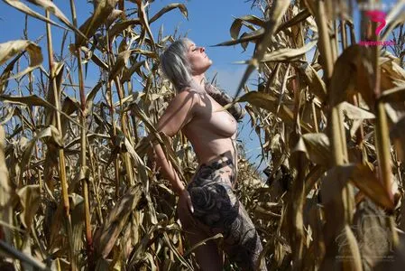 Little Princess Hedi OnlyFans Leaked Free Thumbnail Picture - #2V2olfaXQj