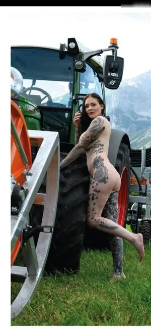 Little Princess Hedi OnlyFans Leaked Free Thumbnail Picture - #37n1URkfSu