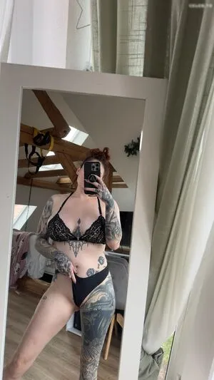 Little Princess Hedi OnlyFans Leaked Free Thumbnail Picture - #8p2vJuuVBX