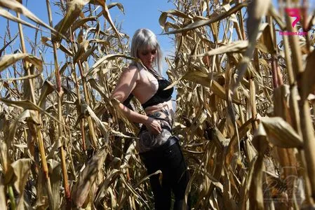 Little Princess Hedi OnlyFans Leaked Free Thumbnail Picture - #QllEyDuyfH