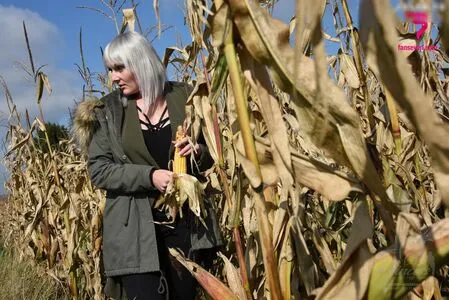 Little Princess Hedi OnlyFans Leaked Free Thumbnail Picture - #c2jU3GUa61