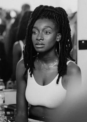 Little Simz OnlyFans Leaked Free Thumbnail Picture - #3w8afSH9U6