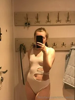 Little Wendy OnlyFans Leaked Free Thumbnail Picture - #priknkyvs5