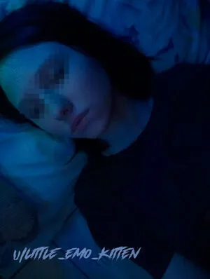 little_emo_kitten OnlyFans Leaked Free Thumbnail Picture - #QzxYJ8HZYF