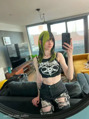 little_emo_kitten OnlyFans Leaked Free Thumbnail Picture - #Uqe0aUm8eP