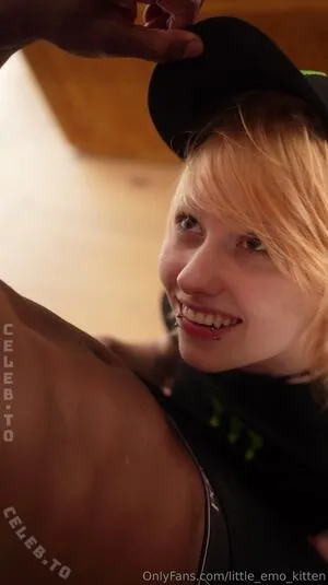 little_emo_kitten OnlyFans Leaked Free Thumbnail Picture - #jNj5ko0A8Q