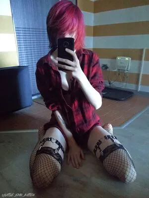 little_emo_kitten OnlyFans Leaked Free Thumbnail Picture - #xReRwhz2YM