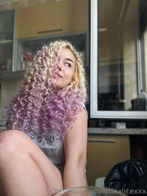 Littlealicexxx OnlyFans Leaked Free Thumbnail Picture - #Tk1RwdOaFb