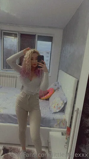 Littlealicexxx OnlyFans Leaked Free Thumbnail Picture - #gMM4834jNX