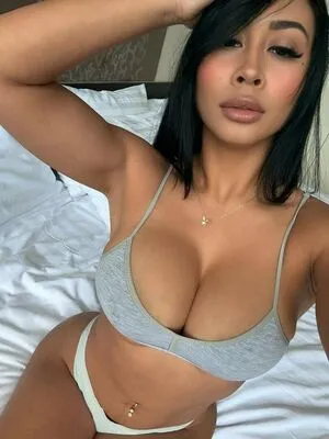 Littleaznchat OnlyFans Leaked Free Thumbnail Picture - #4tQXtGmPTG