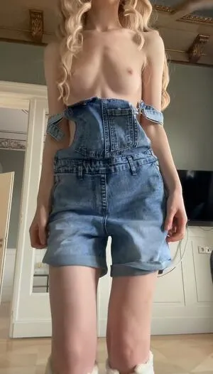 Littledaisy OnlyFans Leaked Free Thumbnail Picture - #38Sa2Tatk9