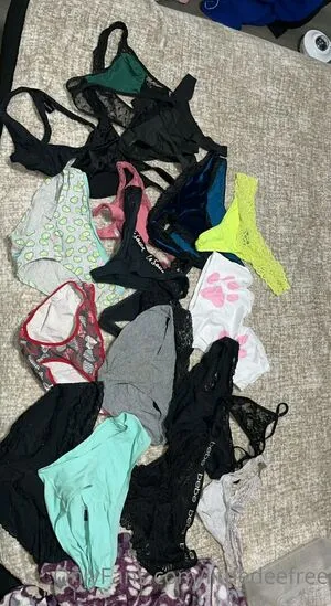 Littledeefree OnlyFans Leaked Free Thumbnail Picture - #m7L4I0GE1E