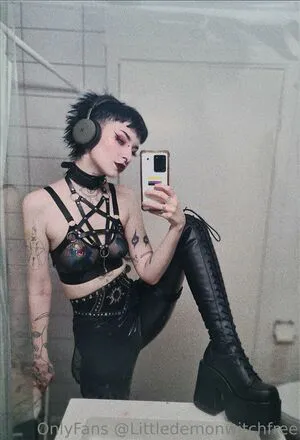 Littledemonwitchfree OnlyFans Leaked Free Thumbnail Picture - #opsVDSshEn