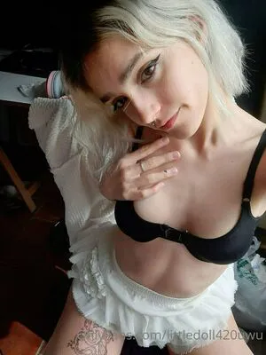 Littledoll420uwu OnlyFans Leaked Free Thumbnail Picture - #mw8SHvlz90