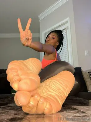 Littleebonyfeet OnlyFans Leaked Free Thumbnail Picture - #2AHRlVw3W5