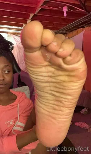 Littleebonyfeet OnlyFans Leaked Free Thumbnail Picture - #CBBzDdcj78