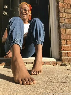 Littleebonyfeet OnlyFans Leaked Free Thumbnail Picture - #Gd4YJfZodu