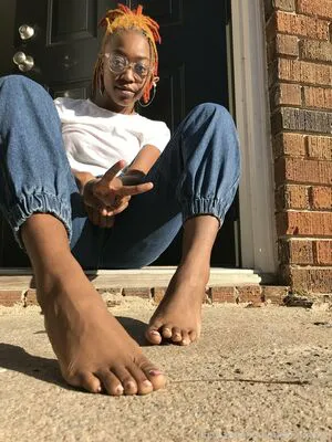 Littleebonyfeet OnlyFans Leaked Free Thumbnail Picture - #cvq1KNKX1i