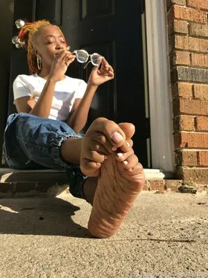 Littleebonyfeet OnlyFans Leaked Free Thumbnail Picture - #x0PXzW9VjB
