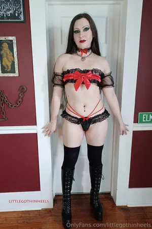 Littlegothinheels OnlyFans Leaked Free Thumbnail Picture - #o52nS3zuZ8