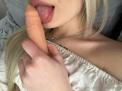 Littleharley Q OnlyFans Leaked Free Thumbnail Picture - #c96fMggiMo